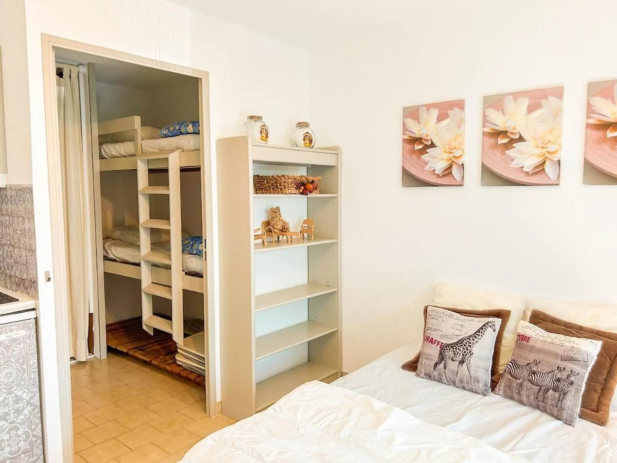 Studio En Rez-De-Jardin A Bandol - Parking Frankrig