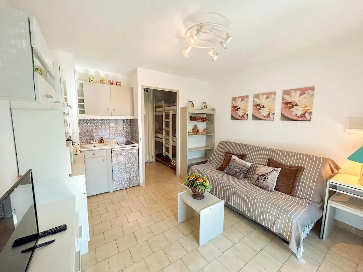 Lejlighed Studio En Rez-De-Jardin A Bandol - Parking