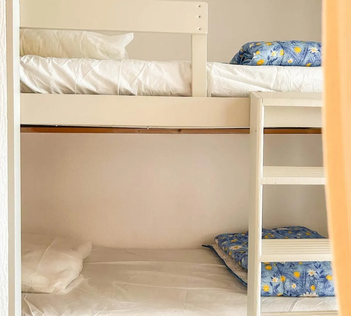Studio En Rez-De-Jardin A Bandol - Parking 0*,  Fransa