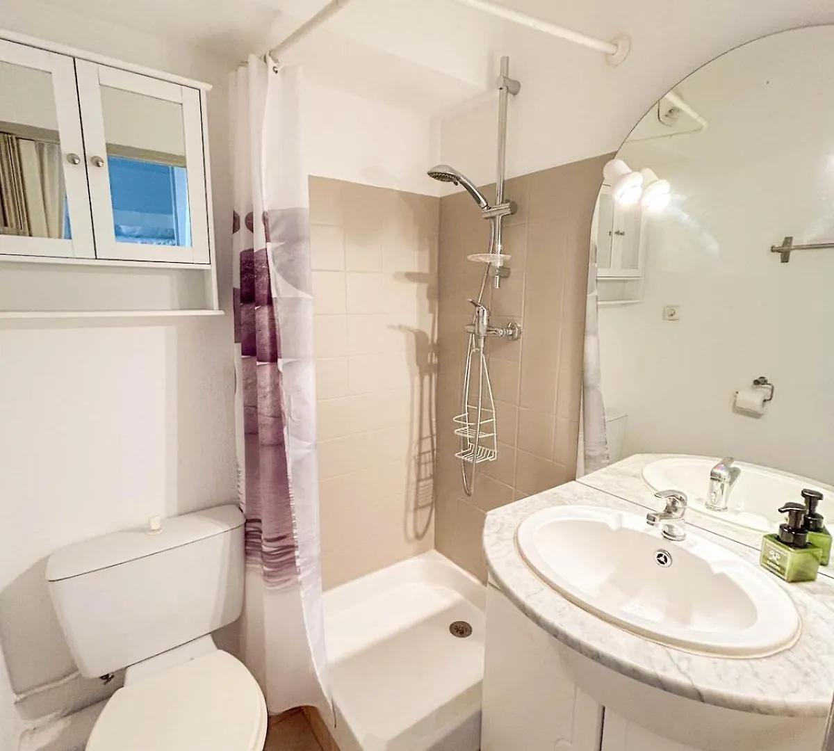 Studio En Rez-De-Jardin A Bandol - Parking 0*,